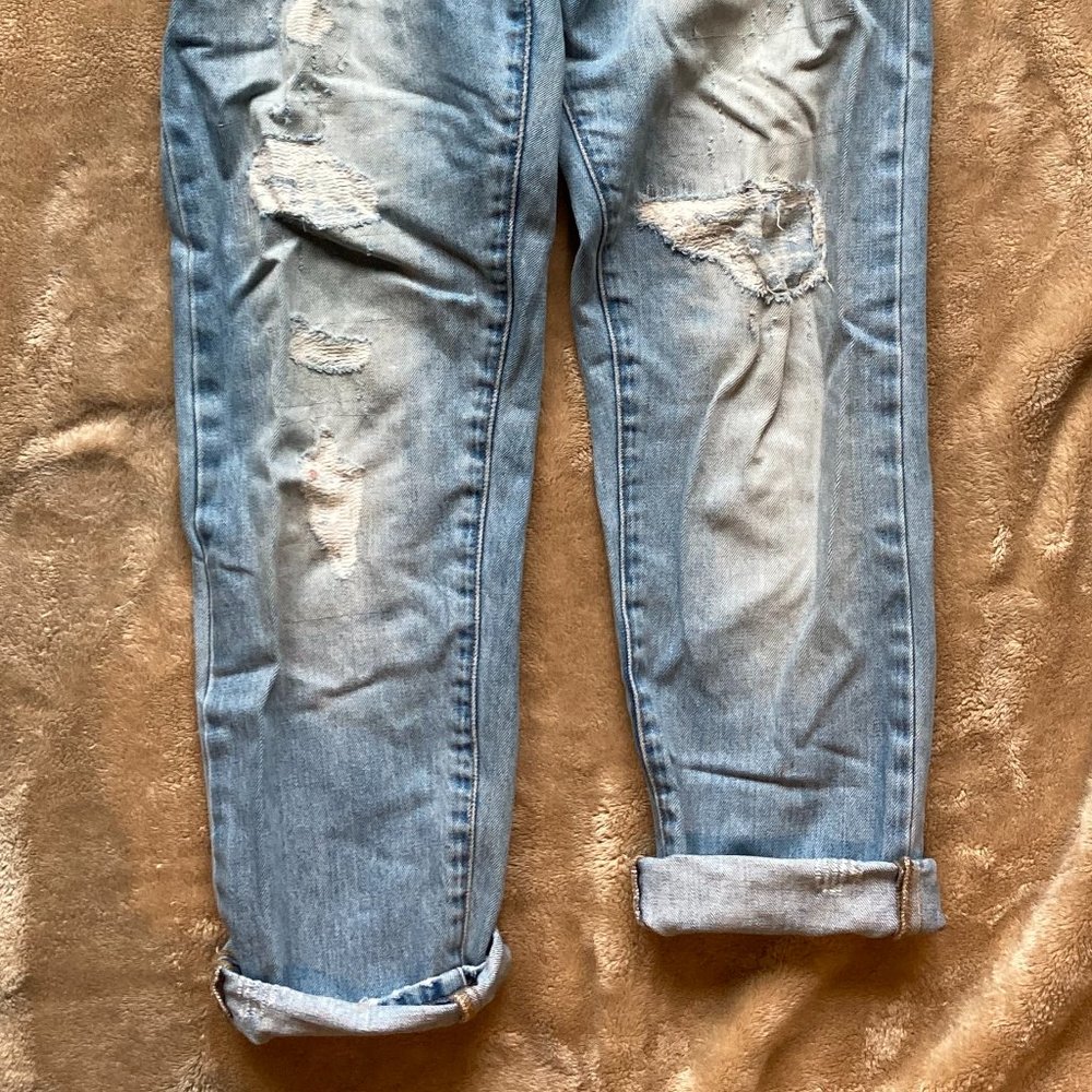 GAP 1969 Sexy Boyfriend Jean